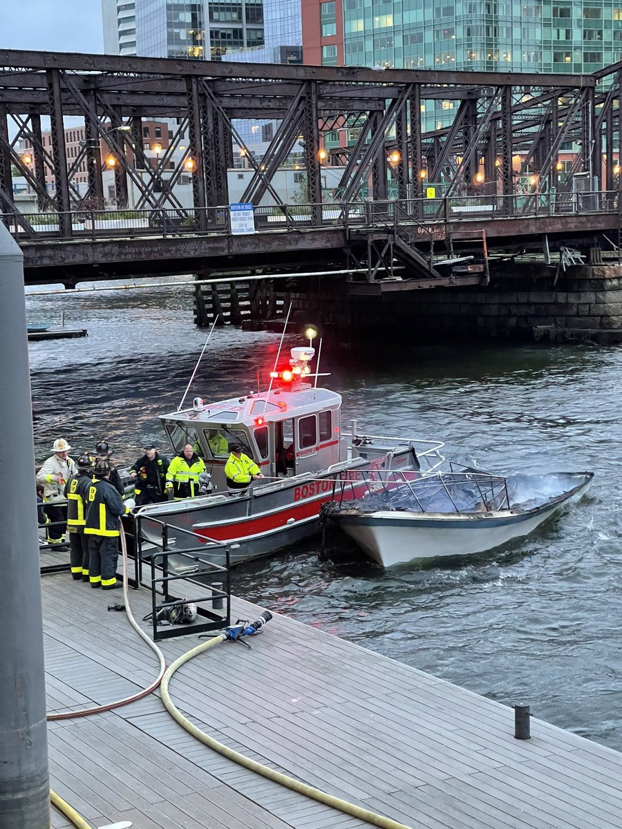 JDSheehy's tweet photo. Boston Harbor Boat Adrift On Fire! 
@weatherchannel @WCVB 
#MemorialDayWeekend https://t.co/yeyp4tqV38