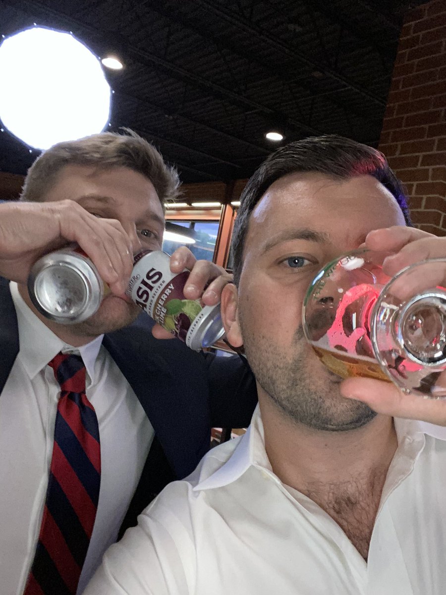 ConnorM826's tweet photo. With the one and only @TheRealCruzOx https://t.co/YXoIzKwRtO