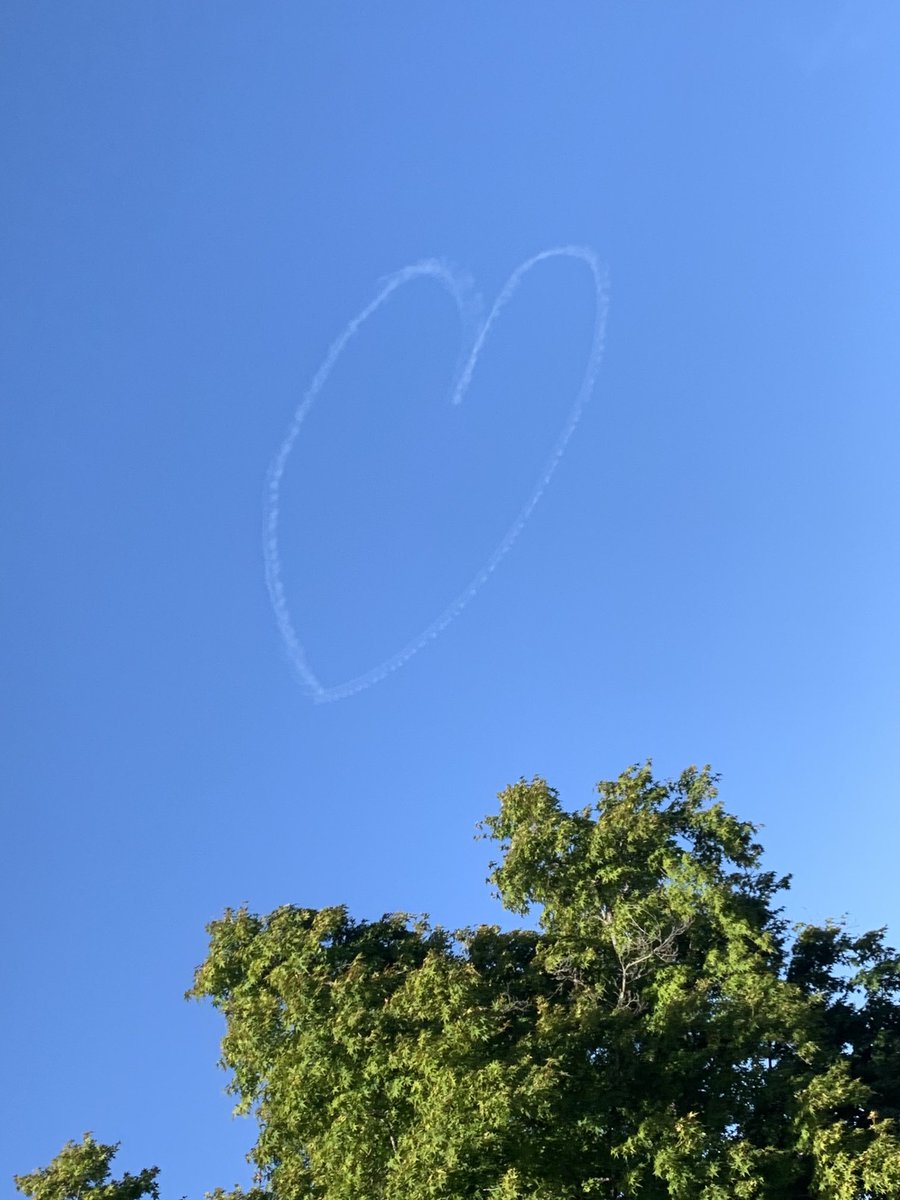 Chris Vargas tweet media