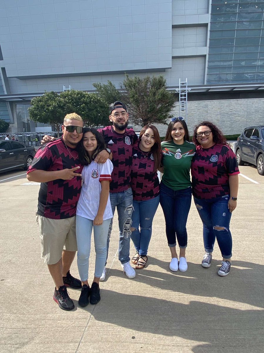 naayexli's tweet photo. #mextour https://t.co/26sapFpy7R