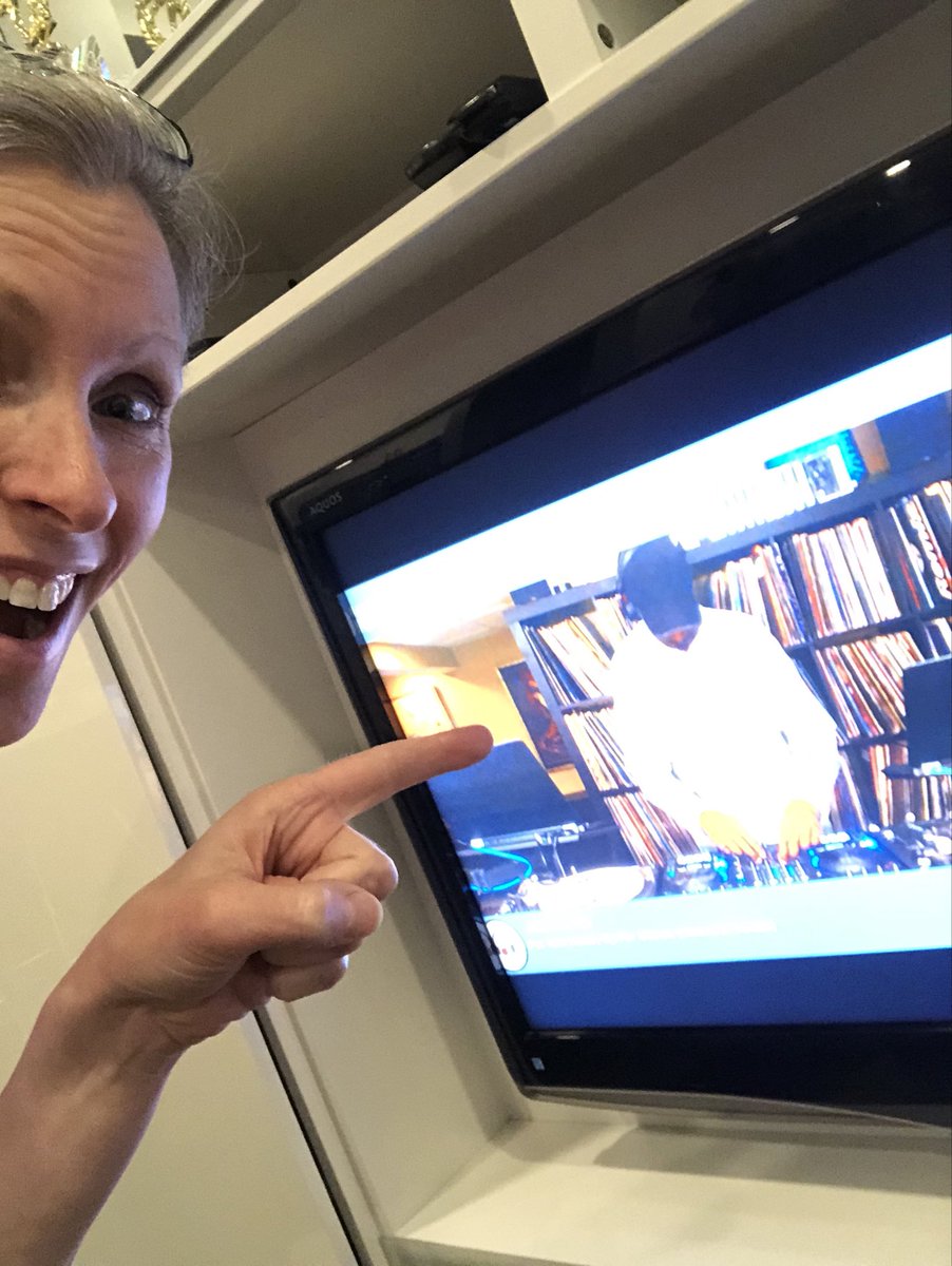 When your fave DJ friend plays a birthday set tailor made just for you on Twitch!! 🙏🏼❤️🙏🏼❤️⁦<a href="/DJSouldub/">souldub</a>⁩ ⁦<a href="/adnandarr/">Adnan Darr</a>⁩