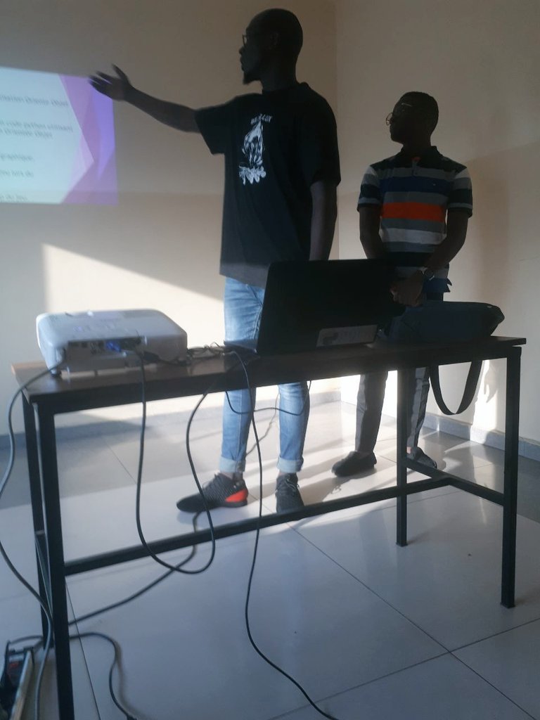 EssiJunior1's tweet image. Project record of needs présentation.

Project Name: Blooming Game
Description : Cameroonian version of CASHFLOW, invented by Robert KIYOSAKI.

#SEEDCommunity
#pathpython
