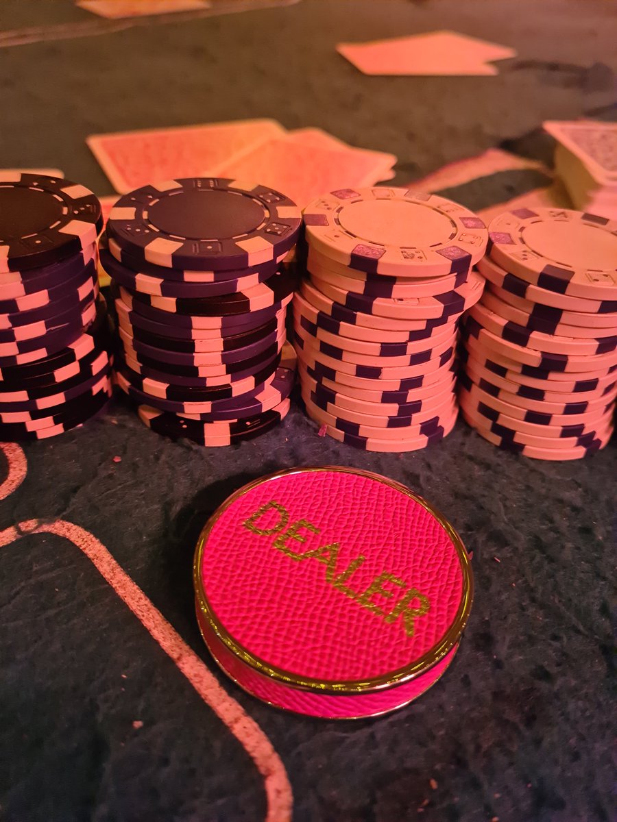 McSlippers's tweet image. Love the new dealer button thanks @GeoffreyParker_