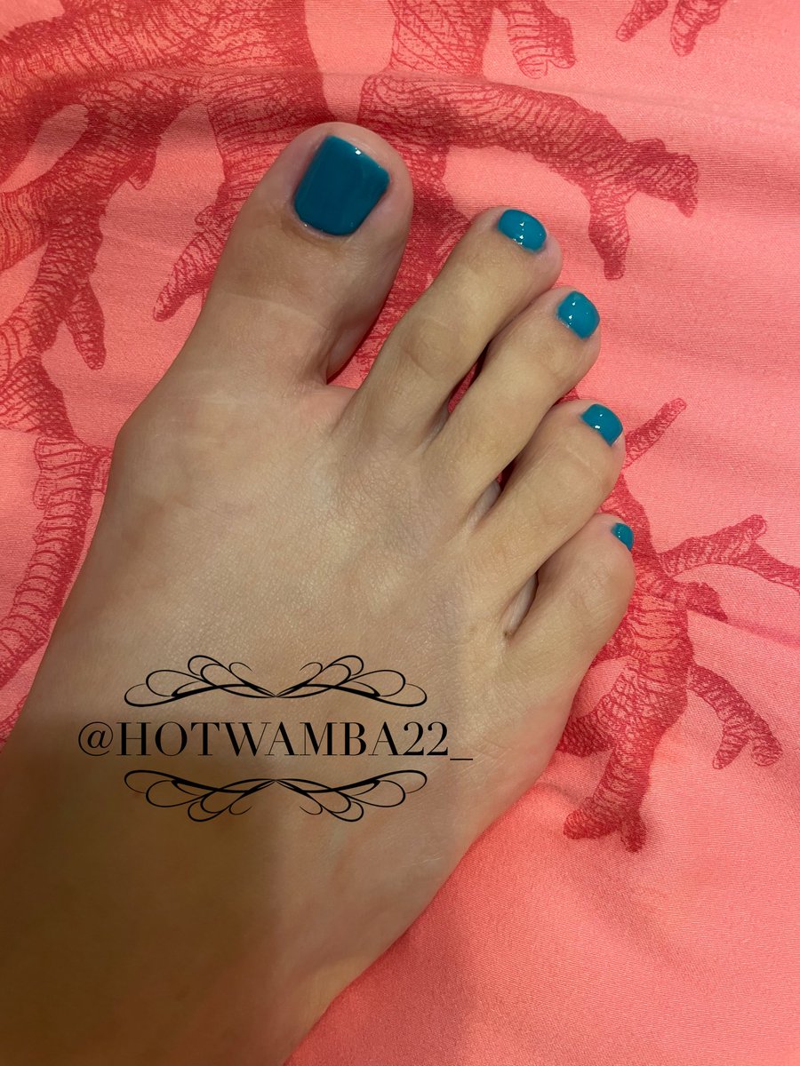 Recién atendidos ¿Cómo quedaron?#FeetAna #FootLover #FootFetish #hotwamba