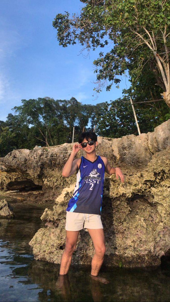 chipsedivalo's tweet photo. i'm here to ruin your timeline 🌡 https://t.co/PS80gFwNkD