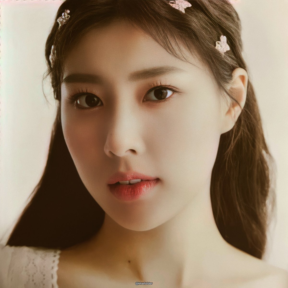 khwfolder's tweet image. #강혜원 #アイズワン