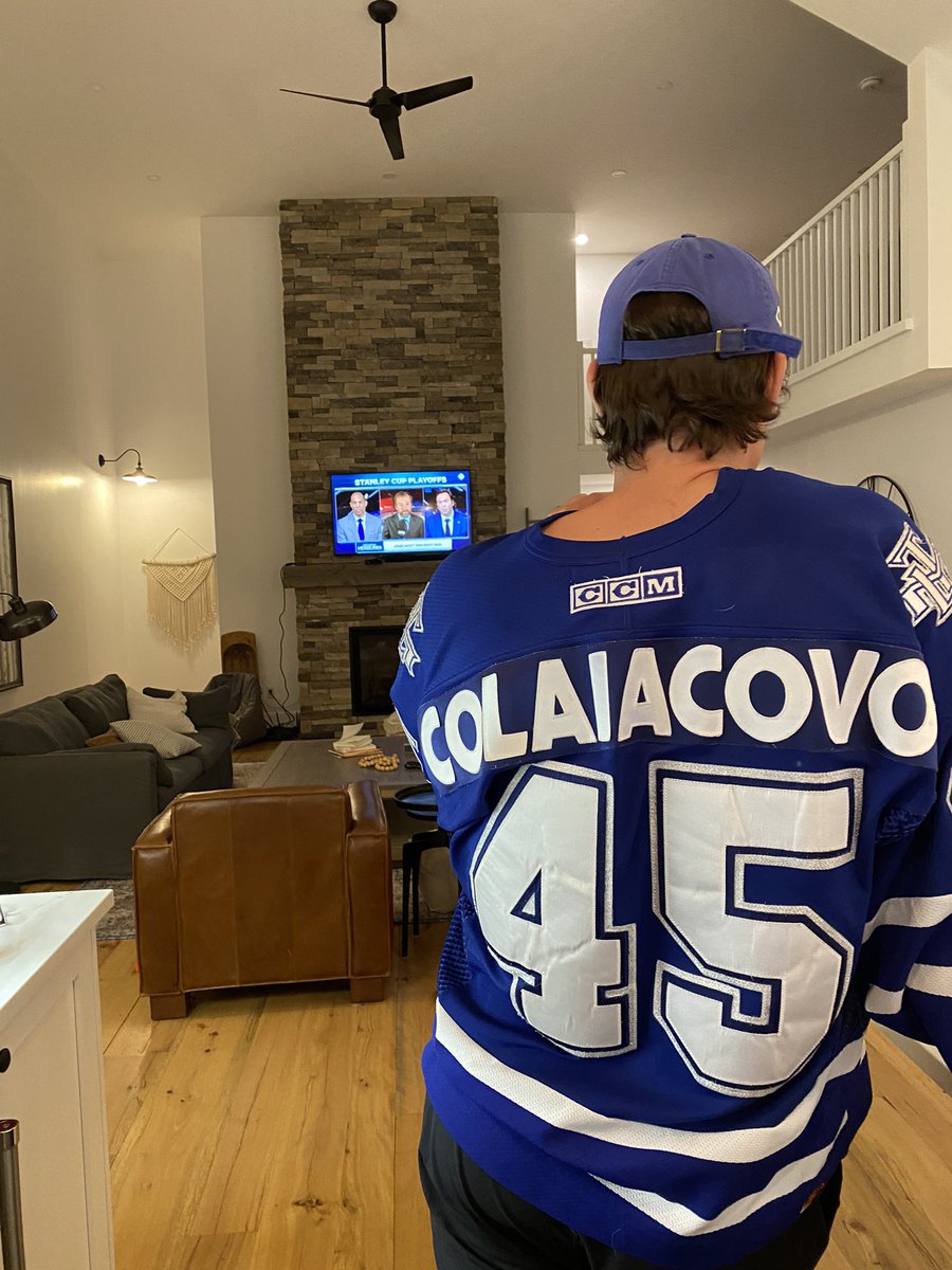 tommyhubbs's tweet photo. @CarloColaiacovo Big third coming up #takeApeakWithStruddy @jamiemclennan29 @Jason_Strudwick @odognine2 @TSN1050Radio @HayesTSN https://t.co/FsBo308cym