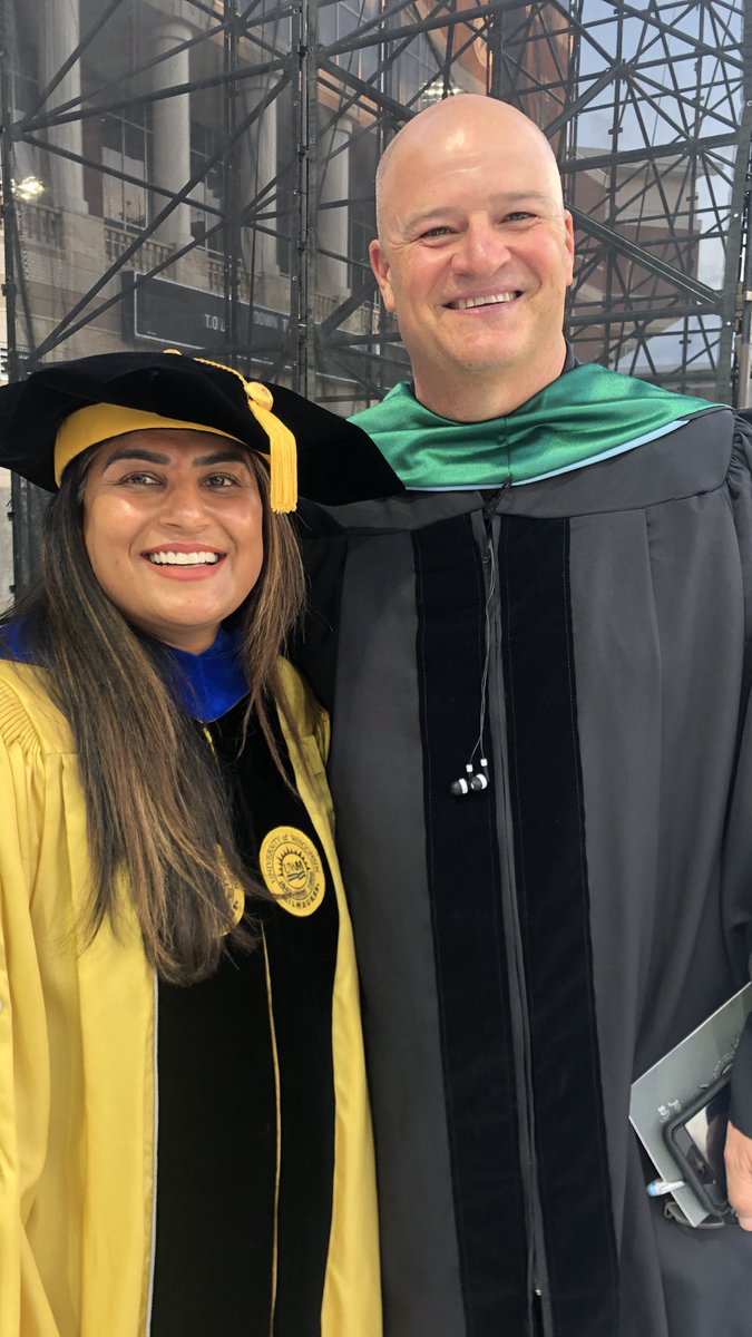 MarkHenry717's tweet photo. CyLakes HS graduation on Saturday night is hard to beat! So proud of our 750 graduating seniors. In addition, 85 of these seniors will also receive their Associates Degree from Lone Star College Cy-Fair. They are part of our college academy program. #CFISDforALL https://t.co/UToGWPrqUa