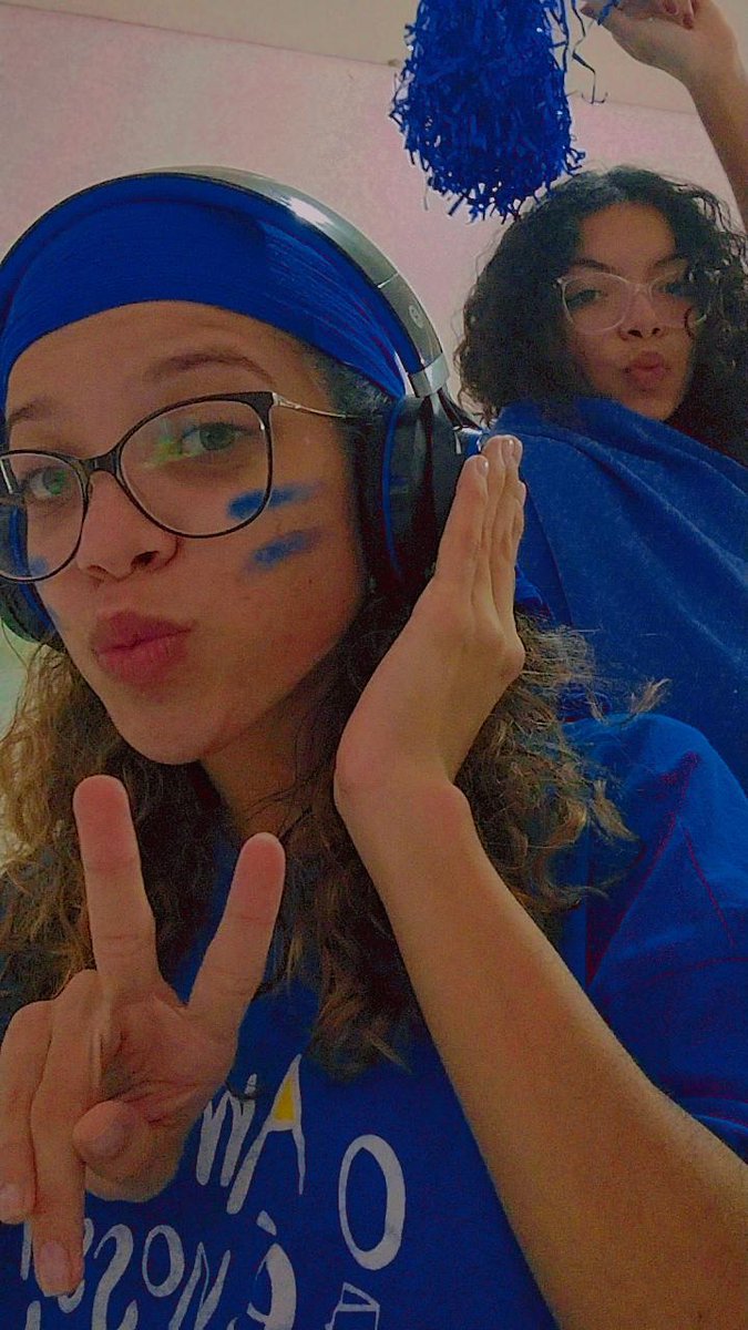 mariaelo82's tweet photo. @justinoso_ Aqui é equipe Azul competição na veia💙💙💙💙💙💙💙💙
#vigiliajovemNatal
#PJJ32anos
#equipeazul https://t.co/0W3JKZXKAa