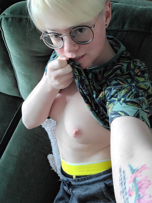 Happy to be home 🥰 https://t.co/k4t0x8Oy7G<a href="/tag/mvsales"class="tags"><span>#mvsales</span></a>