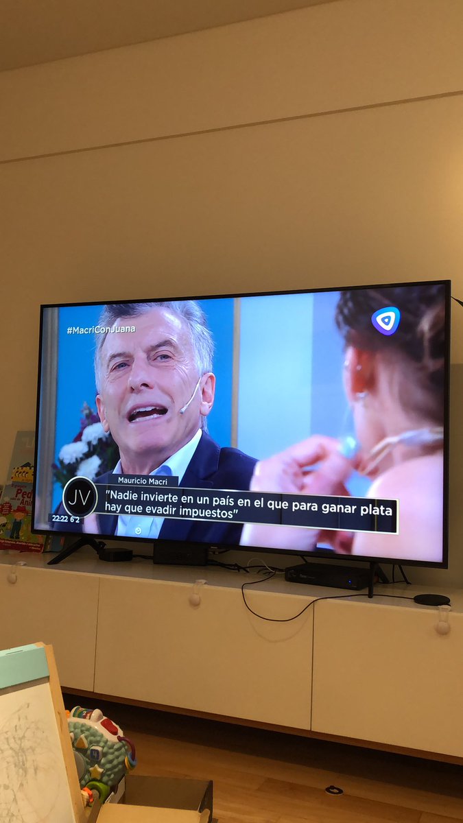 #Mipresidente 👏👏👏 Basta de este populismo nefasto lleno de corruptos, sindicatos, pobreza, violencia, sin educación, desempleo, planeros, narcotráfico e inseguridad! Basta de tener una moneda de mierda que no vale nada! Basta de pagar impuestos para mantener el circo!