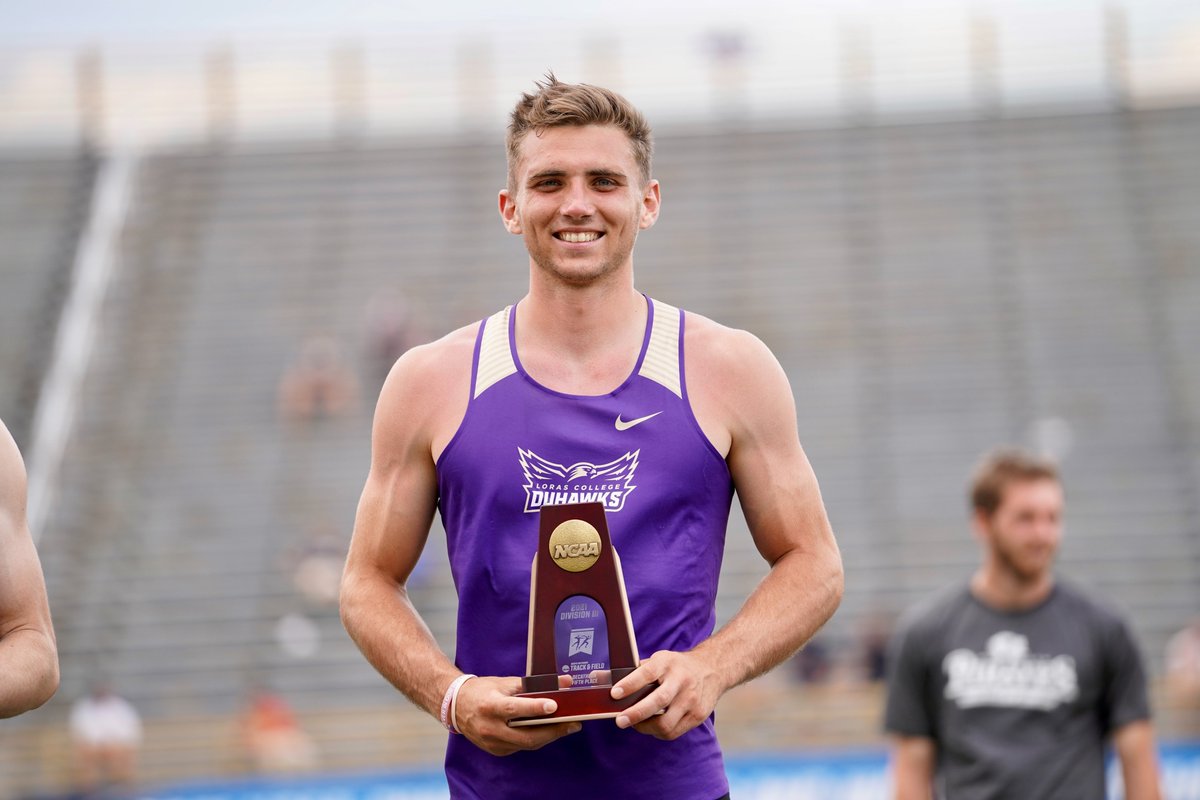 LorasAthletics's tweet photo. No. 10 @LorasTrack's Jasa Crowned National Champion at @NCAADIII Track and Field National Championship; Rogers, 4-by-400-meter relay Earn All-America Honors https://t.co/OoVH5IFWl7 #GoDuhawks https://t.co/OZWzA2A76f
