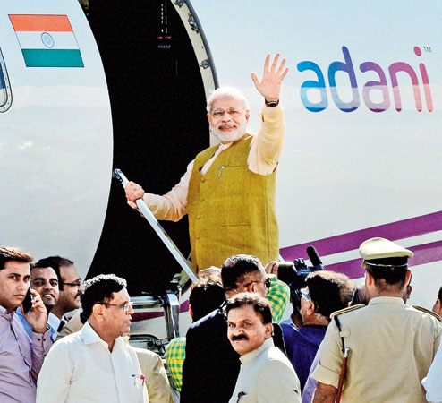 DEEPUDHIMAN9's tweet photo. #मोदी_बिचौलिया_अडानी_का 
#MSP_गारंटी_बिल_कब_बनेगा 
#GodiMedia https://t.co/Y875TpKt1s