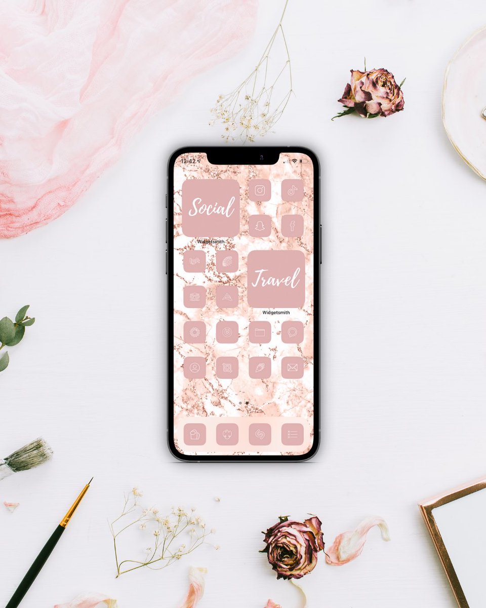 design_cove's tweet photo. New cavern pink minimalist aesthetic !

📲 https://t.co/NzajWW6C7o

#ios14homescreen #ios14 #homescreen #aesthetichomescreen #ios14appicons #appicons #pinkappicons Pink app icons, aesthetic custom iPhone Home Screen, Minimalist iPhone set up custom app icons https://t.co/W8Nf8xEIpd