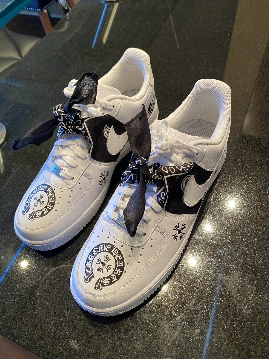 jayceecustoms's tweet photo. #CHROME ❤️‍🔥 #Nikecustoms #atlcustoms #jayceecustoms https://t.co/RaDKwkmRgD