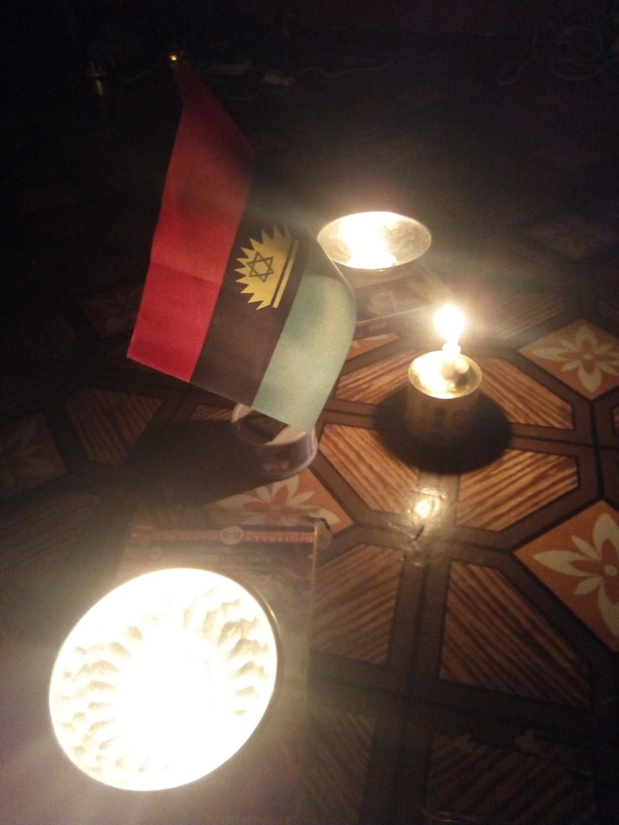 ChukzEgwuatu's tweet photo. Today Is 30TH MAY 2021.
#BiafraHeroesDay2021
😭😭😭😭😭😭😭😭😭😭
I hereby pray for the Spirit and Souls of every Fallen Biafran Heroes and Heroines who died on the course of Biafra restoration since 1967;

MAY THEIR SPIRIT FIGHT ON ✊

MAY THEIR KILLERS NEVER SEE PEACE https://t.co/8FwZwVYveh