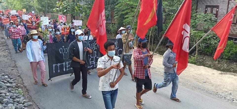 sggrvlyouth's tweet photo. This morning,the people of Kale continued to protest against the Coup regime and ended successfully.However hard the terrorist junta has tried to stop the people with various unjustified acts.

 #WhatsHappeningInMyanmar #May30Coup https://t.co/Qpy6pSIkkP