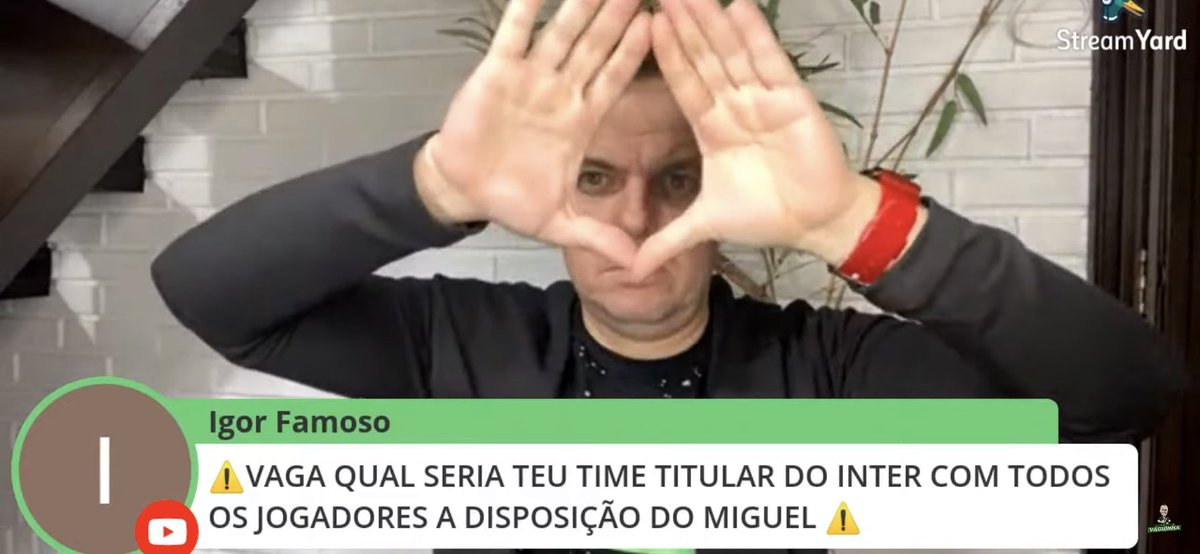 RodrigoSander17's tweet photo. #thacigol
vaguinha apresentando o losango do inter na partida de amanhã https://t.co/LlsYWLf8mk