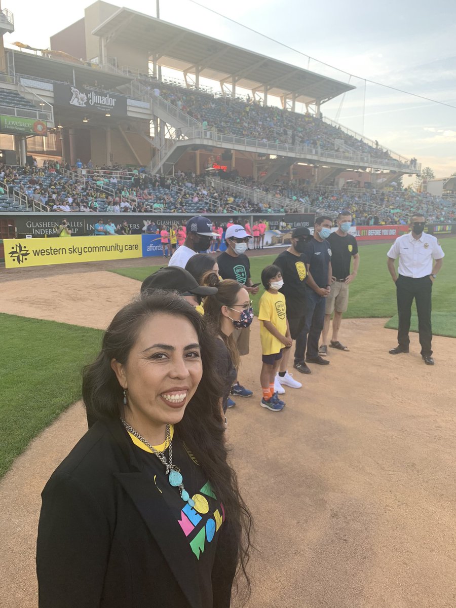 dowfornm's tweet photo. Congratulations to AppleTree’s Aisha Johnson. Tonight @NewMexicoUTD recognized essential workers. Aisha and thousands of child care workers cared for the children of essential workers while schools were closed. Thank you! #shesessential #somounidos https://t.co/gsX6MlABC2