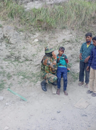 dcramban's tweet photo. JUST IN - Bus accident near Khooni Nallah. Many injured. Civil QRT Ramban rushed. Army and Police on spot. Injured shifted to the hospital. Gathering more details.@diprjk @DisttRamban https://t.co/VJLFobTvMx