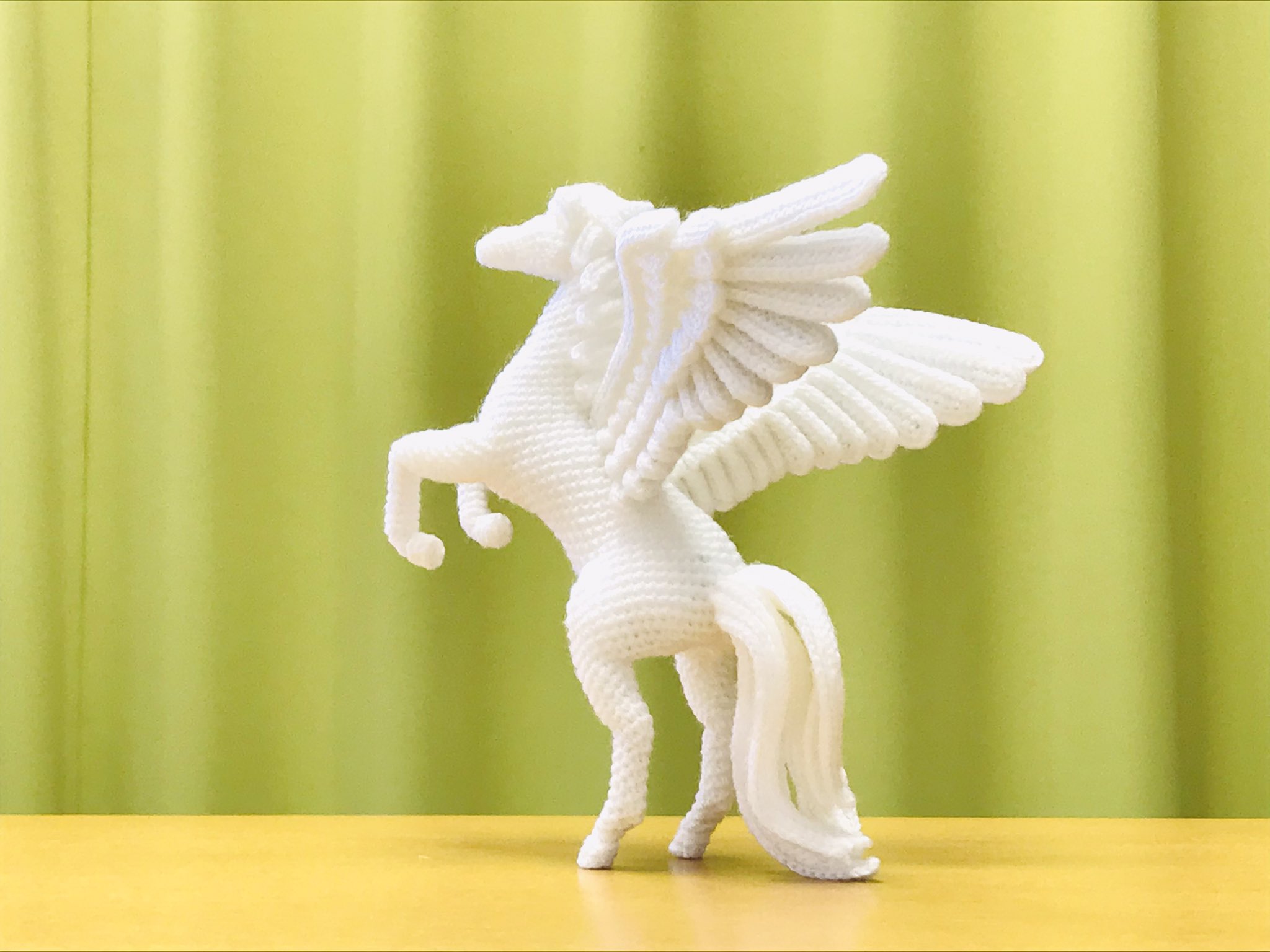あびす あみぐるまー ペガサス を編みました 大きさは約22cm 製作期間は約3週間 あみぐるみ T Co 24k4b47rsf Twitter