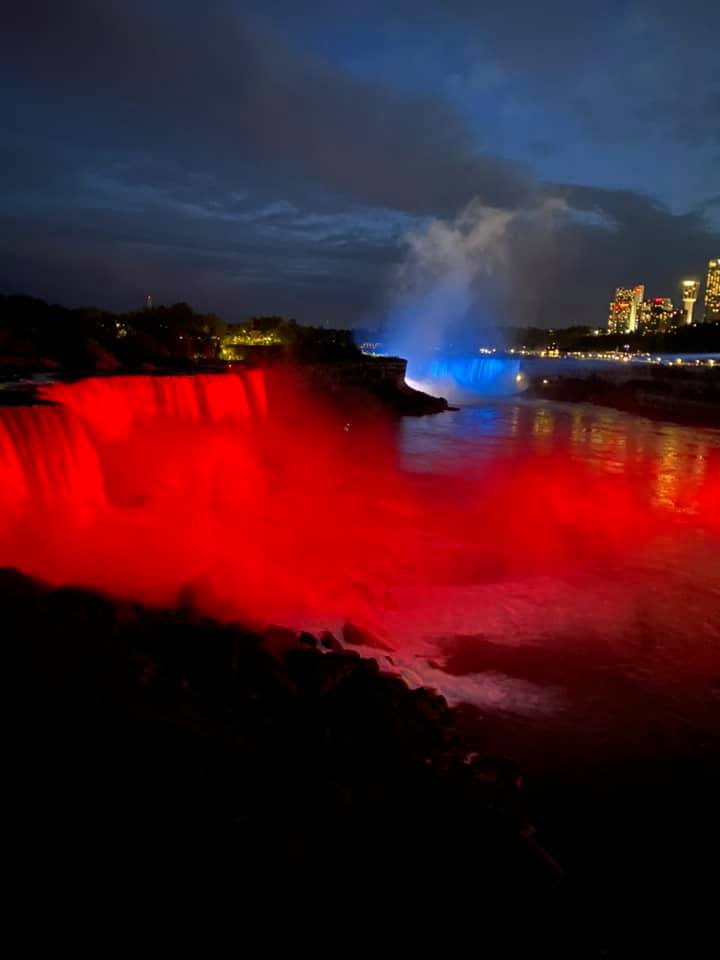 Croatia_hr's tweet photo. Happy Statehood Day, Croatia!
Hands up if you watched as Niagara Falls in the USA and Canada transformed into the Croatian flag last night to celebrate Statehood Day. Didn't it look beautiful?
#StateHoodDayCroatia #CroatiaFullOfLife https://t.co/3fwYPfKZj5