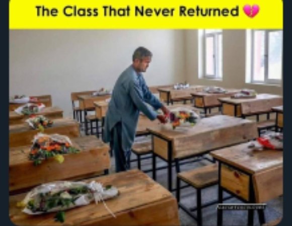 _Sunveer_'s tweet photo. Can anybody explain what will be the value of the sea without water? Similarly value of degrees which costs our lives ! A BIG NO!
Dear government Be ready to hear the story of " the class never returned " @DrRPNishank
@narendramodi
#modijisave12thstudents
#cancelExamsSaveStudent https://t.co/Y6m4US49YB