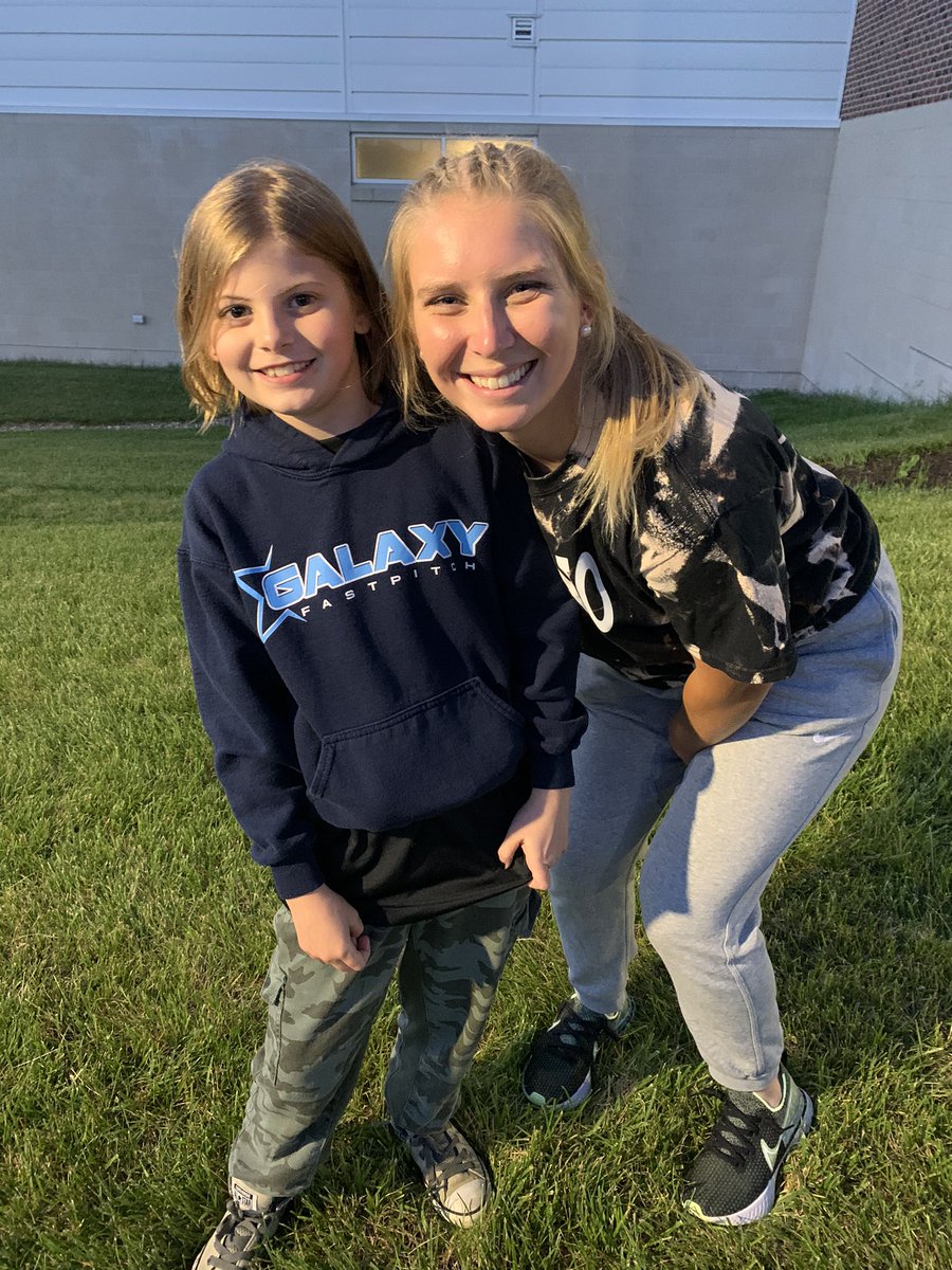 LiamAlbasMom's tweet photo. This kid is living her best life!!! @katherinekadlec @hattilayne https://t.co/Q2jO89G7eA