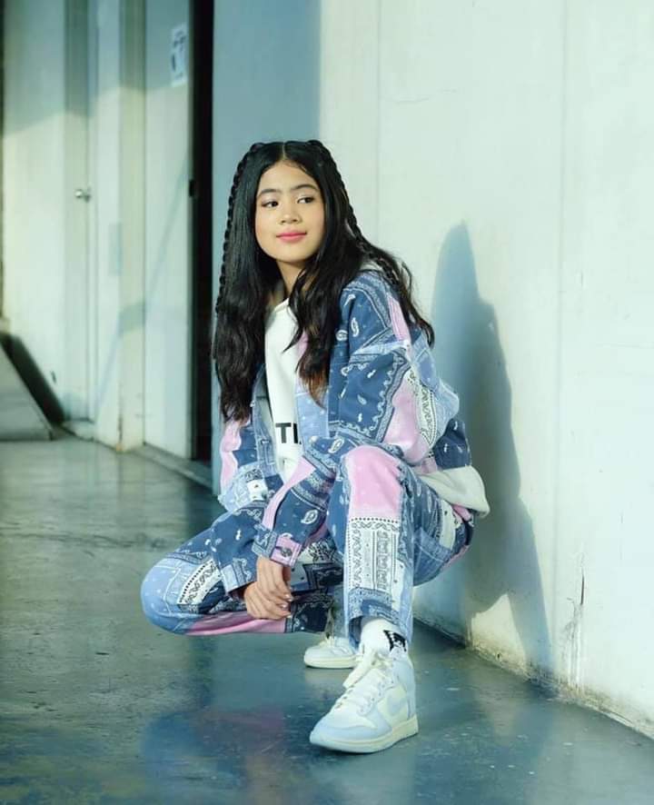 TGVO_Denise's tweet photo. Im so proud of this girl!! 

NianaGuerrero OnASAPNatinTo https://t.co/ISGBmn8Ice