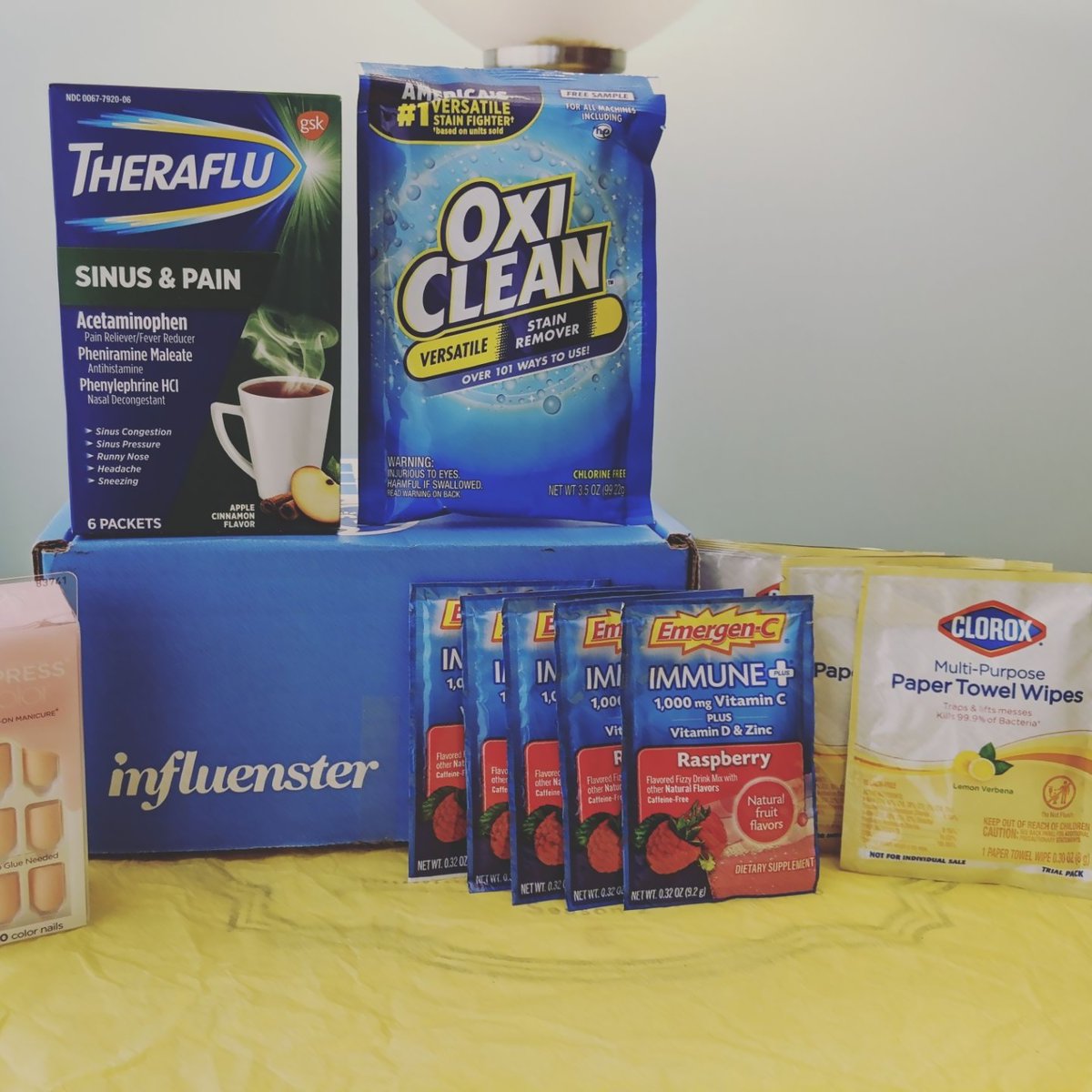 DramaSpoiler's tweet photo. Great influenster box!! So happy got to try.
#StepIntoSpring #CloroxPaperTowelWipes #emergeyourbest #TherafluPowerDown #imPRESSColor #MyOxiCleanVSR #complimentary #contest @Influenster @clorox @emergenc @therafluus @impressmanicure @oxicleanofficial https://t.co/uxrhreAy32