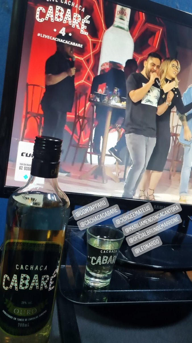MrPickersgill's tweet photo. @DomTapparo @cachacacabare @LeonardoCantor_ Bruno e Marrone @MariliaMReal @jorgeemateus #LiveCachacaCabare https://t.co/gkPXQSDqXu