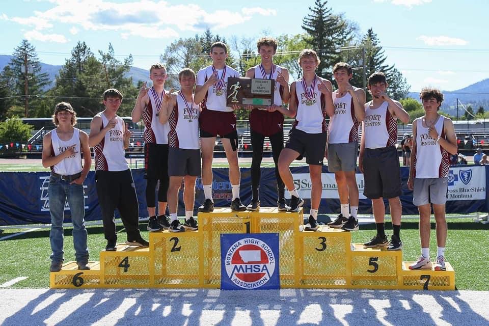 aussiemt's tweet photo. Fort Benton Class of 2021 may not have hit every mark they were hoping for this year but 
Semi-Final FB
4th VBall
4th BBB
State Champion GBB
State Champion Boys Track
3rd Girls Track
5 North Divisional Championships
4 District Championships Something to be proud of! #mtscores https://t.co/xjNcRlzYJO