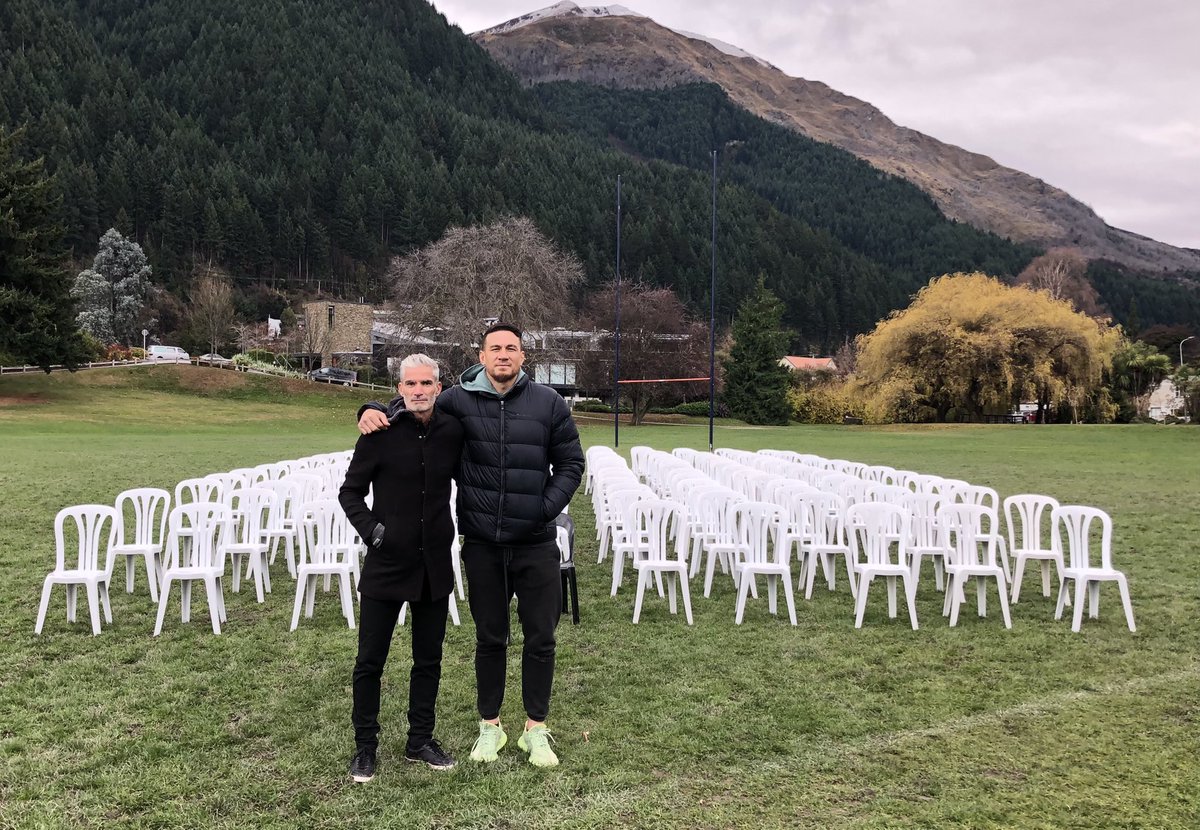 Craig_Foster's tweet photo. 8yrs ago, NZ offered to resettle 150 refugees per year that Australia refused to help 

@sonnybillwilliams &amp; I are calling on @scottmorrisonmp to accept the offer

These empty chairs symbolise lost lives, dreams, hope in the interim at a cost of $10 billion + our humanity https://t.co/u4yTnGGxSm
