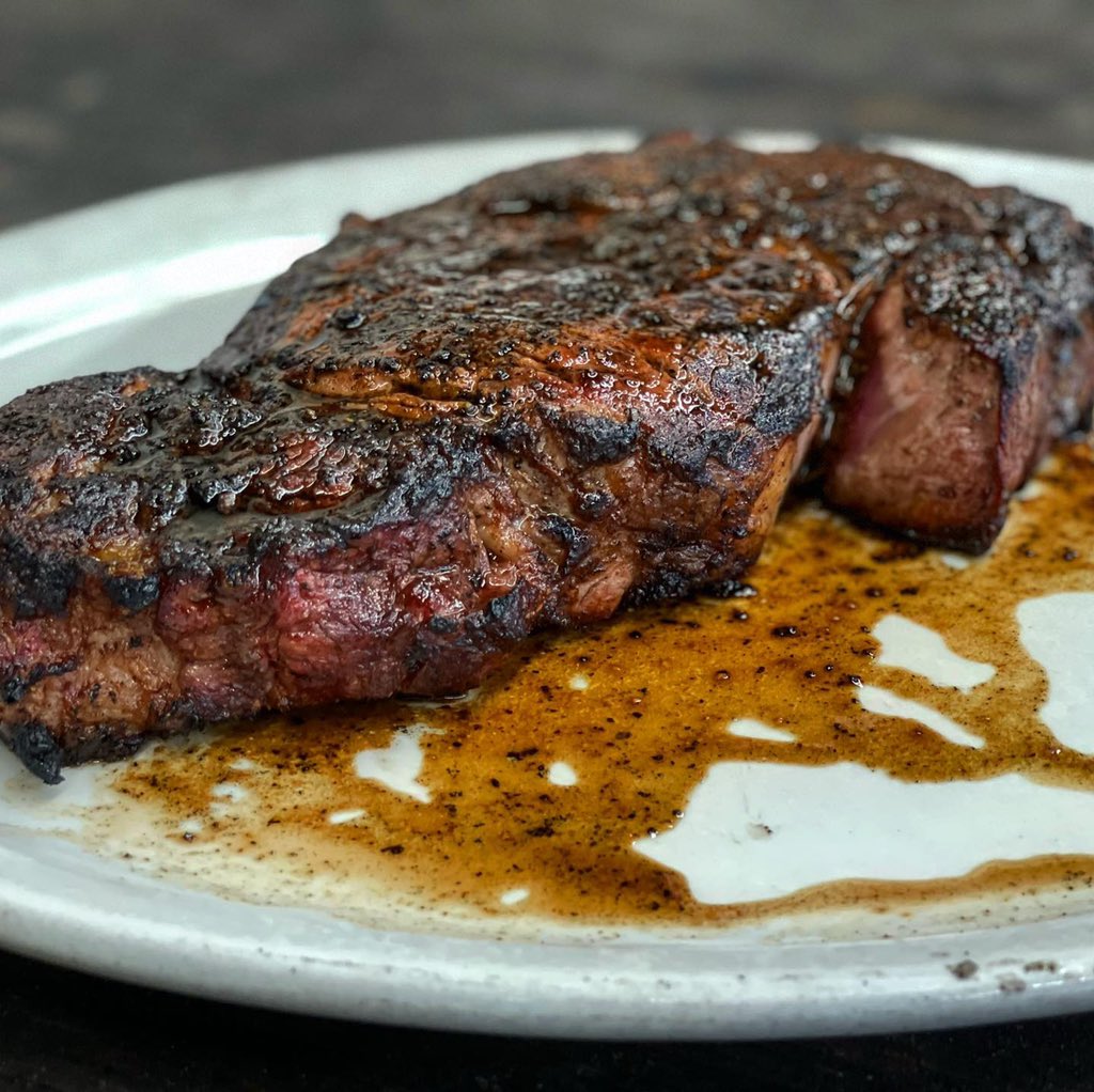lauracrawford's tweet photo. 🇺🇸 fed over 1200 people this weekend @leonageneral #steakhouse #steaknight + #fishnight 🏆 https://t.co/vneU5T5W4z