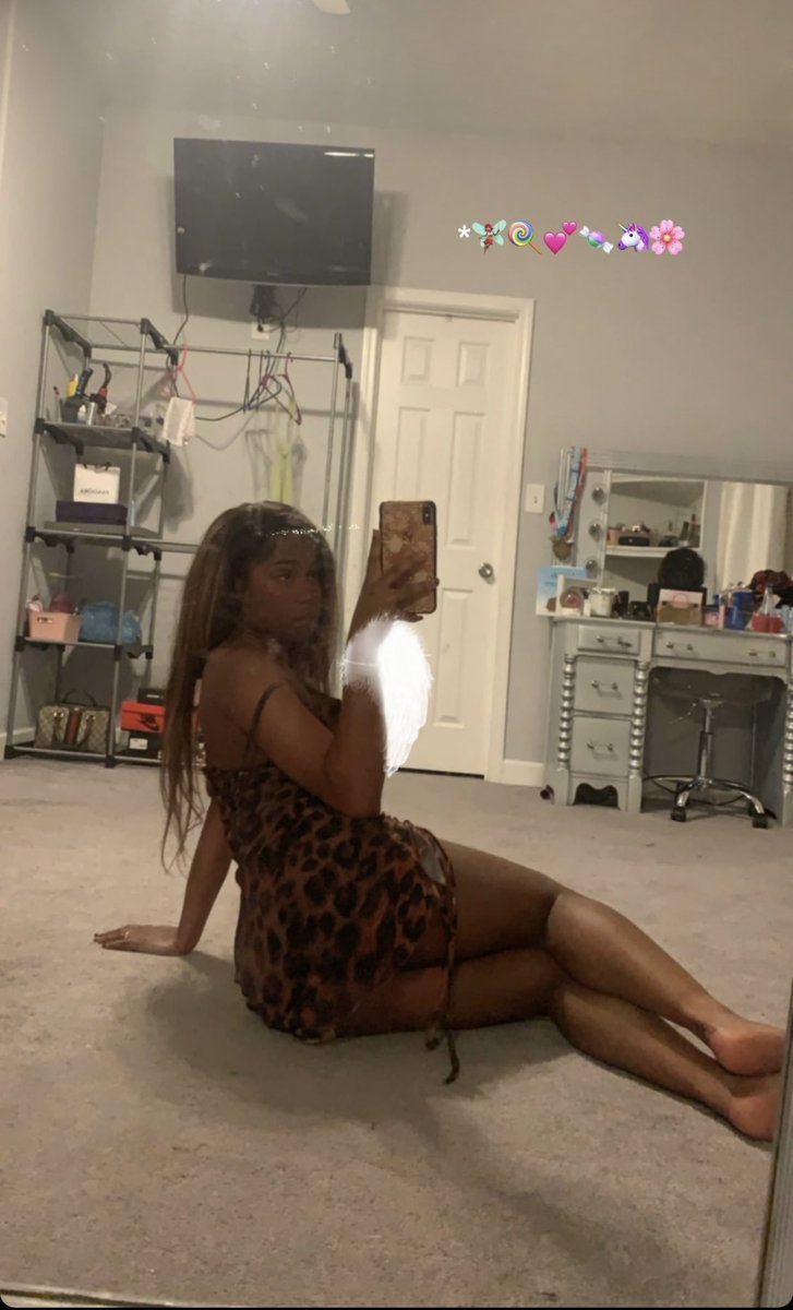 COLLDDBIHH's tweet image. Poetic pain 💕💕