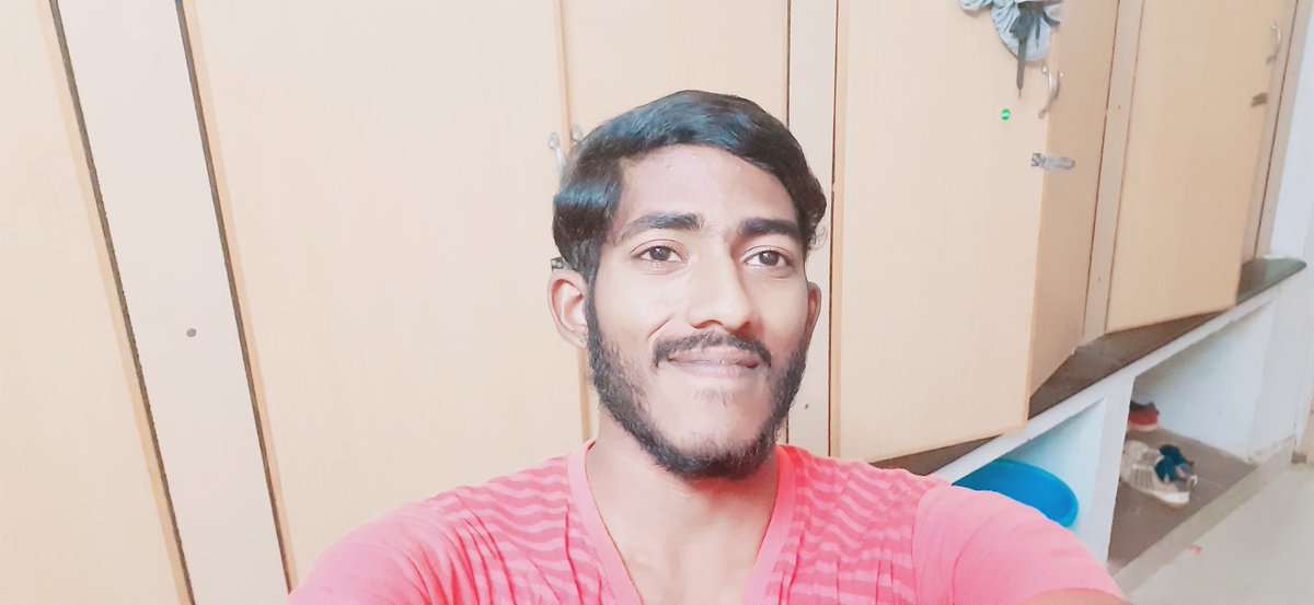 ArtistAkash3's tweet photo. Hostel life is always happy ,miss u hostel
@ArtistAkash3 #happy https://t.co/PIjRPQtUuB