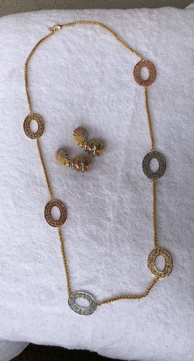 bharnkiepearl's tweet photo. We stock premium quality Jewelries and best in class for classy ladies, DM or WhatsApp 08172517832
#classywomen Jewelries #slayqueen #2021 #richmamavibes #9jaFarm #Adeherself #NengiRebeccaHampson #richauntyvibes #CoolrayLaunchNG #AdamAndMina #fashion https://t.co/aplKCTl3gm