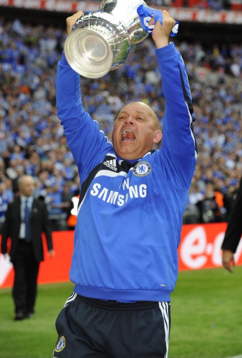 RossSkillsWilks's tweet photo. I Have a feeling this man would have been in a similar mood last night... Congrats to everyone @ChelseaFC . Unreal performance 👏 https://t.co/GhzVQPcI0W