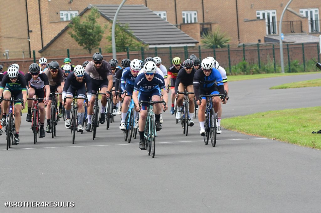 Win for <a href="/ShuttVeloRapide/">Shutt Velo Rapide</a> <a href="/jrc_team/">JRC INTERFLON RT</a> #doncastercircuitraces