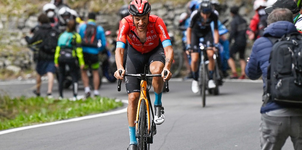 🚴‍♂️ <a href="/giro/">Gabby</a> Tappa 2⃣0⃣ Acuto di Damiano Caruso! Vince in solitaria da campione ed è secondo in classifica generale a 1'59" dalla Maglia rosa Egan Bernal. Oggi si chiude con la crono. <a href="/Giro/">Gabby</a> #ciclismo #cyclistitaly
cyclistmagazine.it/giro-ditalia-d…