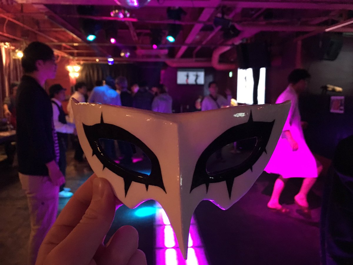 kirsch25's tweet photo. 【作ったゲームグッズ】
PERSONA4 JUNESレジ袋
PERSONA5 ジョーカーマスク
DEATH STRANDING 荷物ケース
BIOHAZARD VILLAGE 回復薬 https://t.co/Vxt23iR9WT