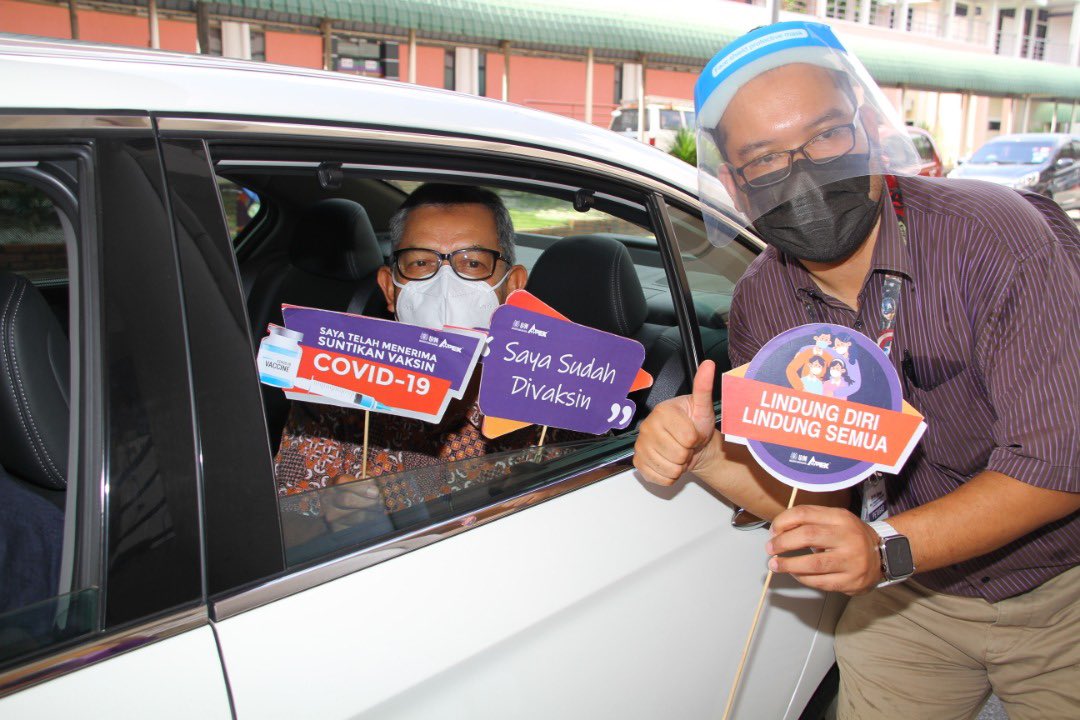 Vaksin COVID-19 🇲🇾 tweet media