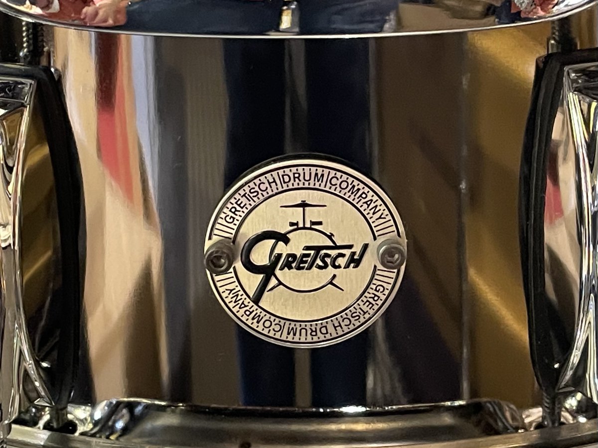 kmkJPC's tweet photo. 【Gretsch Stock list】
Full Range Series
スネアドラム 14"×5"
ブラックニッケル・オーバー・スチール入荷!!
同じシリーズ、同じ材で深さ5インチは初登場
今ならクーポン利用で送料無料!
5/31(月)までのキャンペーンなのでお早めに!
クーポンコード:JPCFREE
https://t.co/w0Kc6r1jby
#jpc2fdc https://t.co/Vm3jDaHGjT