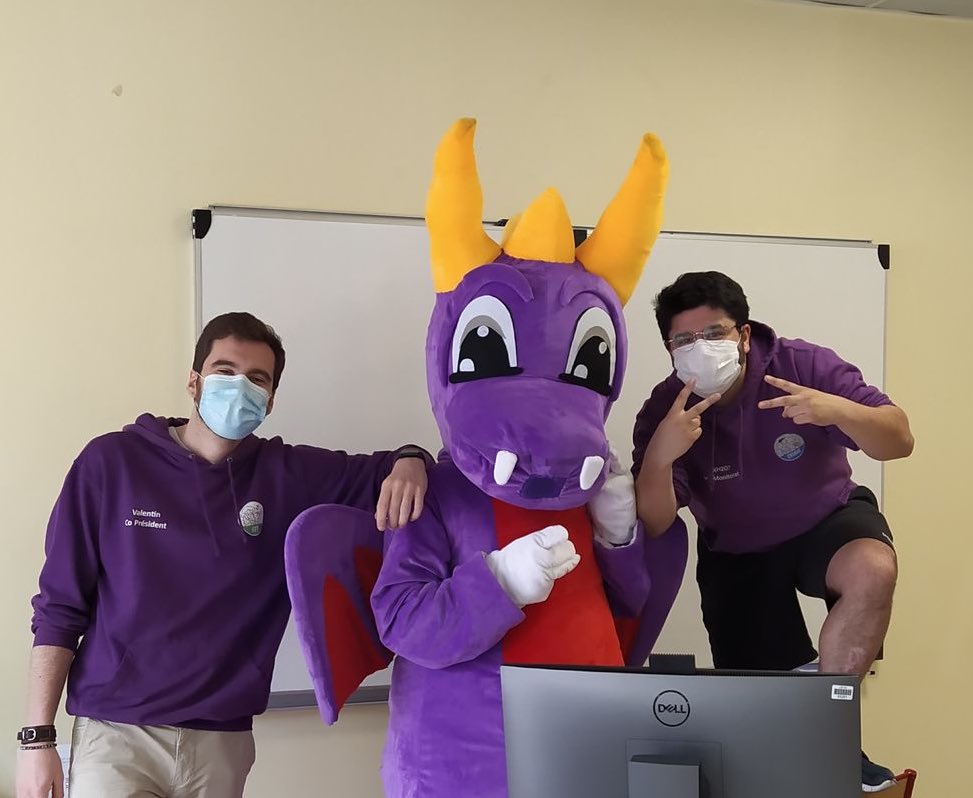 Hier a eu lieu la passation du bureau de l’association. On tient à remercier le bureau 2021/2021 pour leur implication et leurs projets qu’ils ont eu. Et on souhaite la bienvenue au nouveau bureau et bon courage pour cette année ! 💜 #UPJV #Amiens #AFNEUS #Sciences