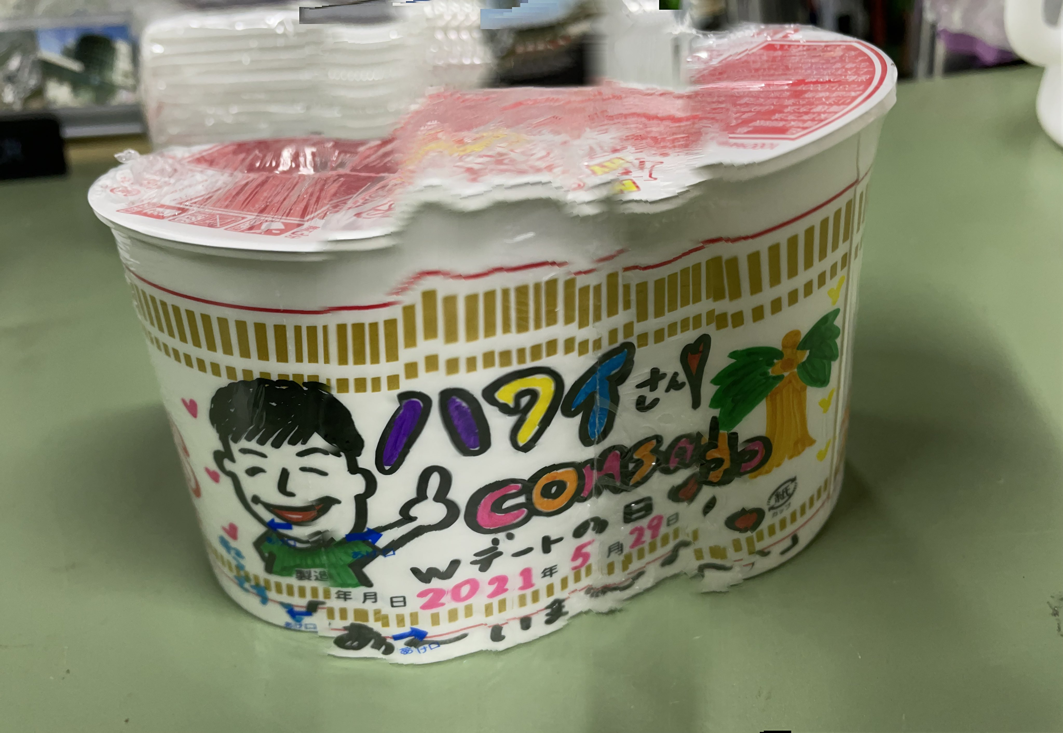 ハワイ Consadowデートで武田レイナさんが書いてくれたカップ麺 パノラマにしてみました イラストレーター並のクオリティ 武田レイナ Consado Consadoを有名に カップヌードルミュージアム T Co Loch2jrwqg Twitter