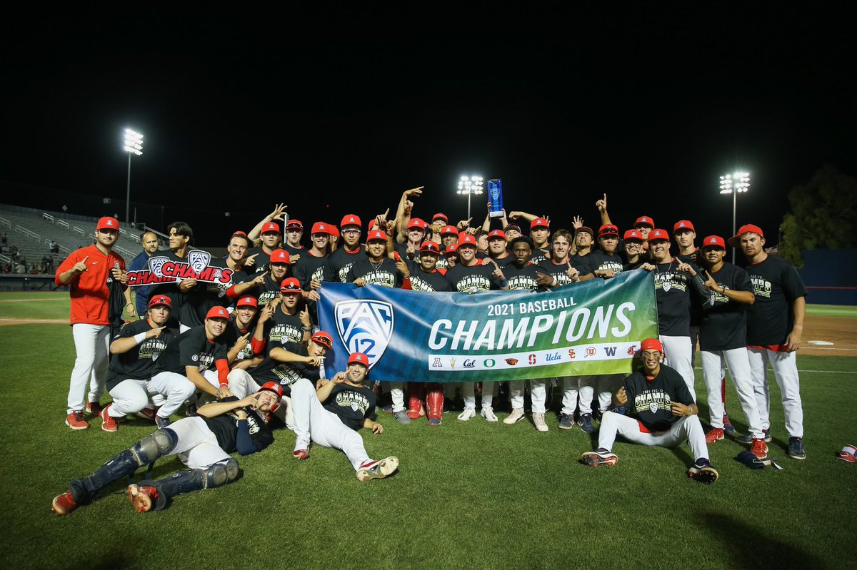 ArizonaBaseball's tweet photo. OH WHAT A FEELING 🏆🏆🏆

#MLBTrainingGround | #BearDown https://t.co/kGbM6ogV2t