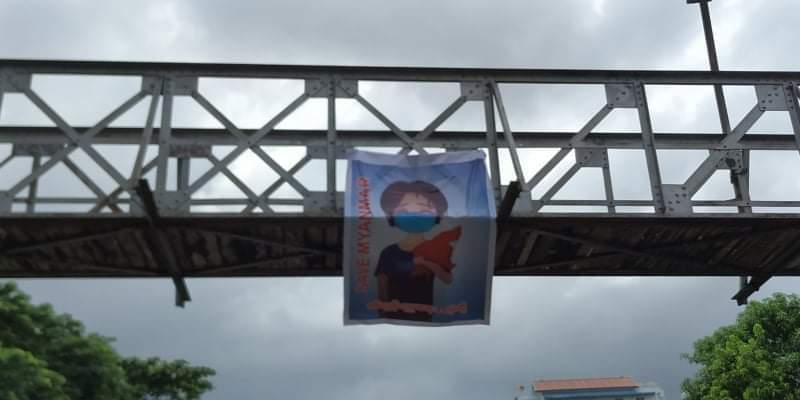 LeeDam_3's tweet photo. In some public areas of #Yangon, Gen Zs hung banners that was written anti-slavery education text. 

#May30Coup
#WhatsHappeningInMyanmar https://t.co/1Tsxj2eX2y