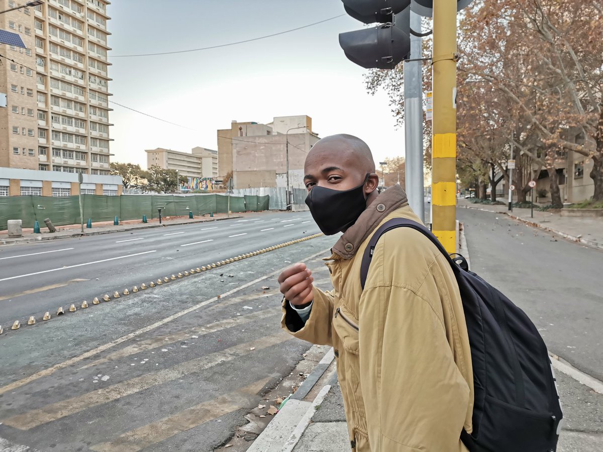 Wits graduate <a href="/thami_manganya/">Thami Manganya</a> is starting his 20-day 800km journey from <a href="/WitsUniversity/">Wits University</a> to #Dutywa in the Eastern Cape ON FOOT w/ the goal of raising R1,28 million for #eduction and #sport resources for rural schools in EC!  <a href="/WitsVuvuzela/">IG: WitsVuvuzela</a> #TeamVuvu