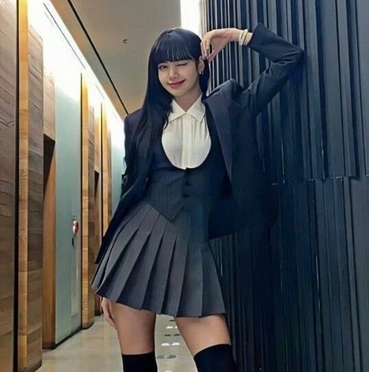 Anime On Twitter Yumeko As Lisa From Blackpink 