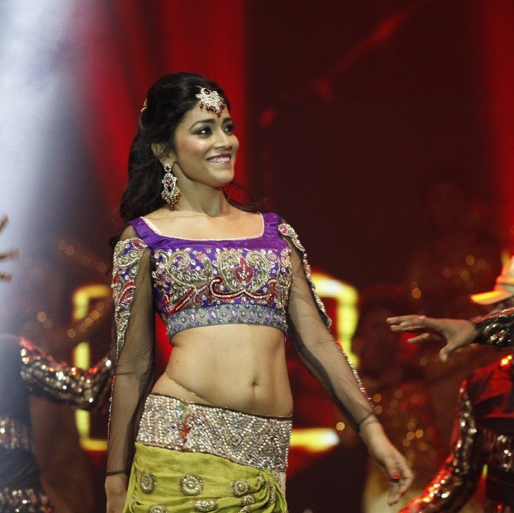 E2nOJyyVgAkUEiz?format=jpg&name=900x900